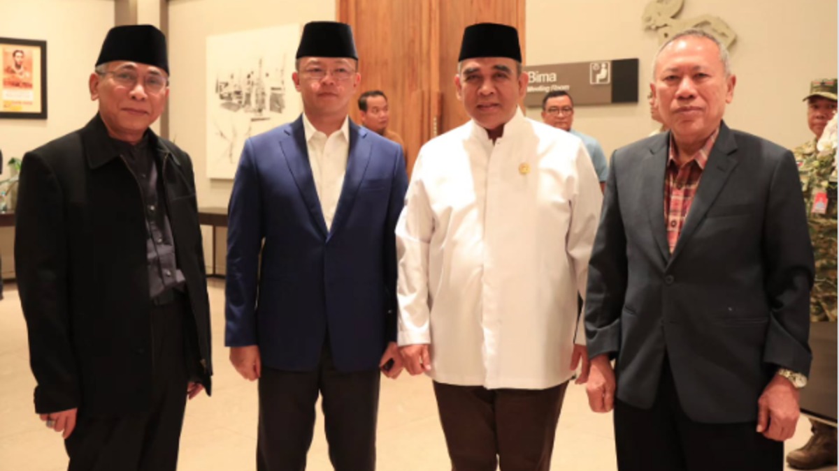 Pagi Ini Gus Yahya, Syafiq Mughni, Ahmad Muzani Dampingi Menlu Sugiono Hadiri Pemakaman Ali Khamenei di  Iran