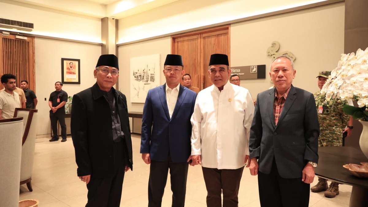 Gus Yahya:  Memenuhi Tugas Presiden Prabowo Takziyah & Belasungkawa Atas Wafatnya Sayyid Ali Khamenei di  Iran